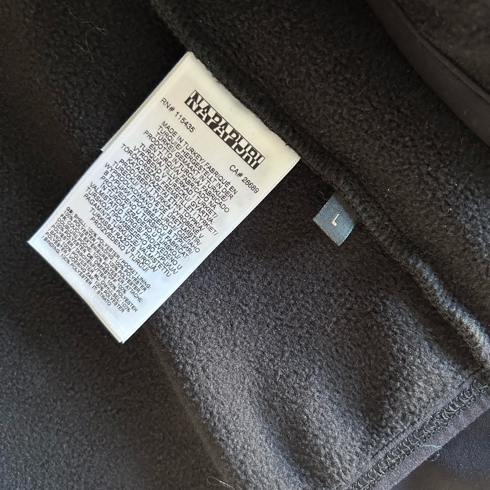 Napapijri Mens Black Soft Shell Hooded Jacket - Picture 10 of 10